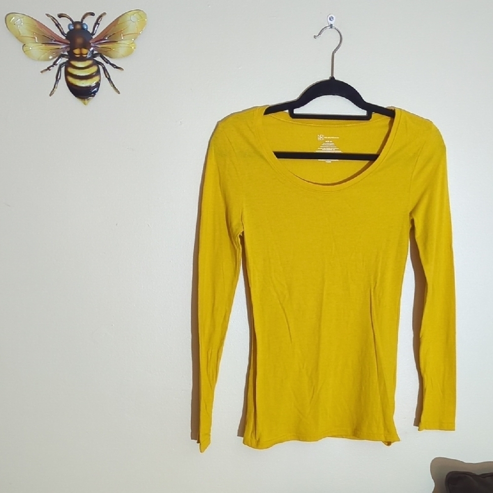 No Boundaries Yellow Fitted Long Sleeve Tee